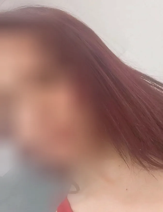 Amara, 21