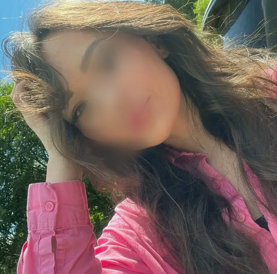 Charlene, 25