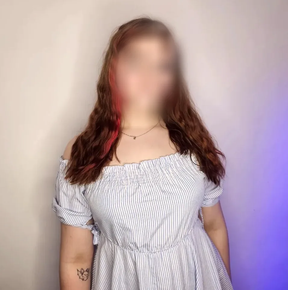 Megan, 21